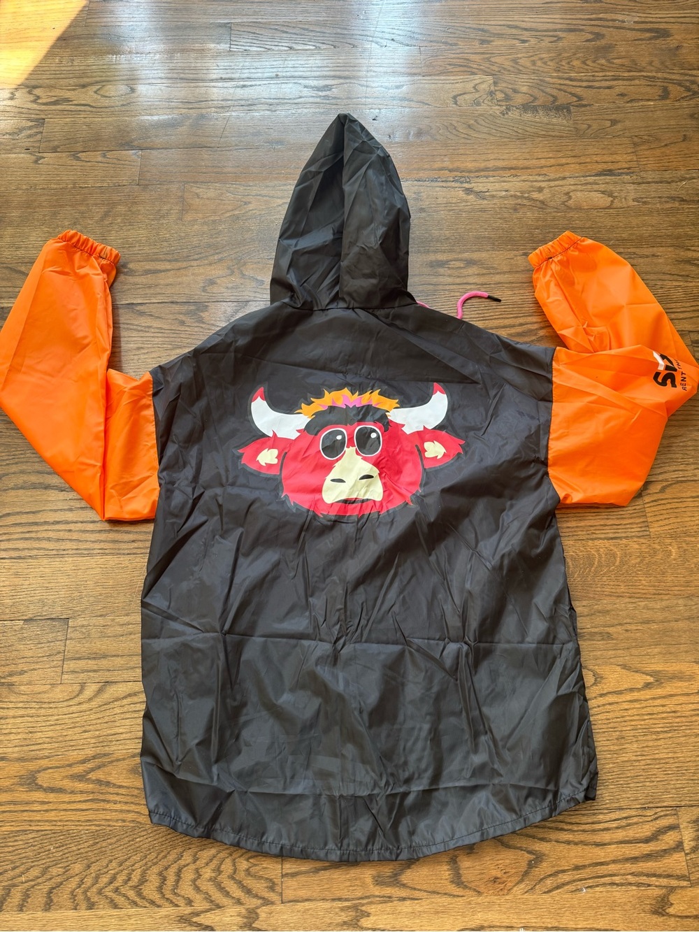 Benny the Bull Chicago Bulls Windbreaker Jacket Size L NWOT